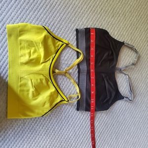 VS sport bras, selling 2